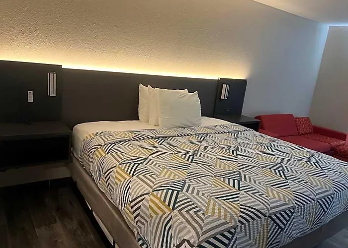6 Tulsa, Ok Airport Hotel